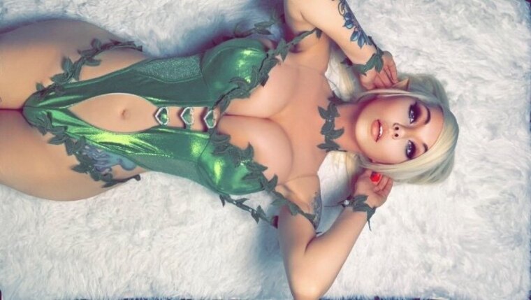 loraveee cover image