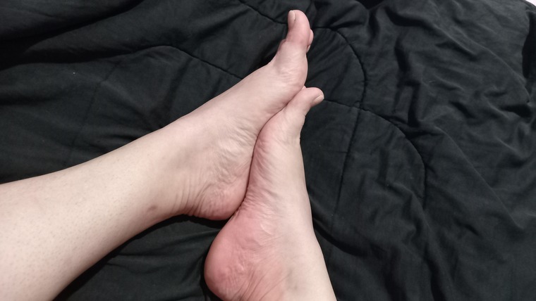 Lou_Sweet_Feet cover image