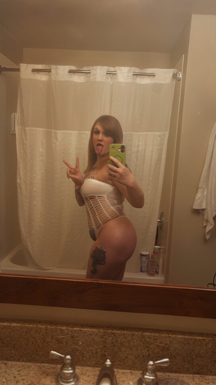 SummerLovee cover image