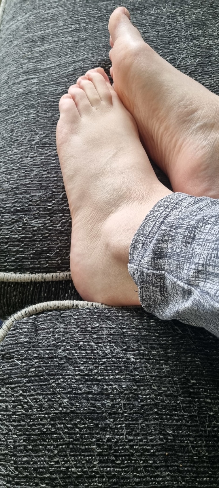 LILRACHFEET banner image
