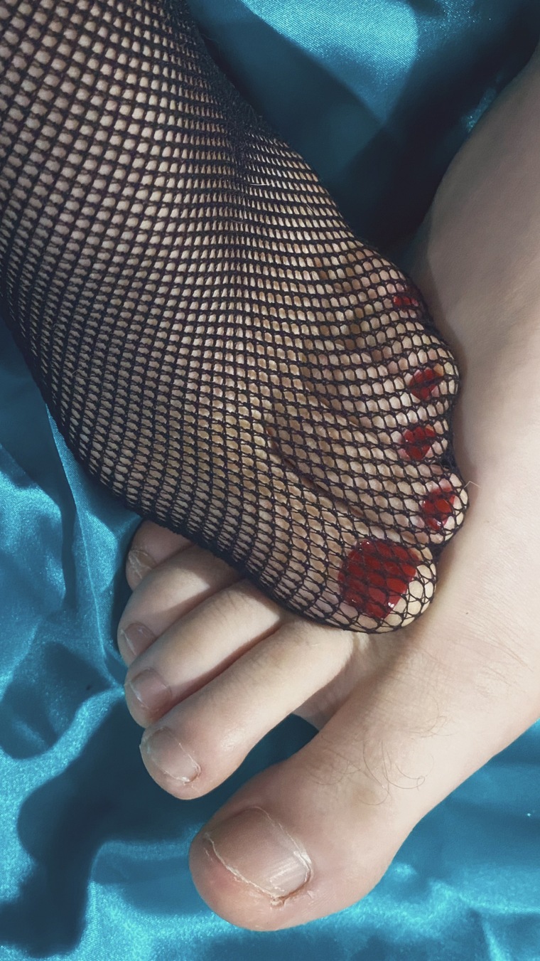 Lovely Feet Couple banner image