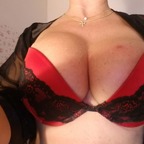 lovelywoman23 avatar