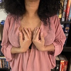 Mayari Moon 🌸 avatar