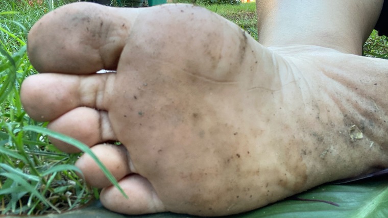 Worship my dirty Asian feet! cover image