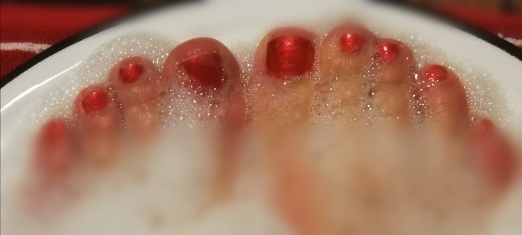 Feet &amp; Toes cover image