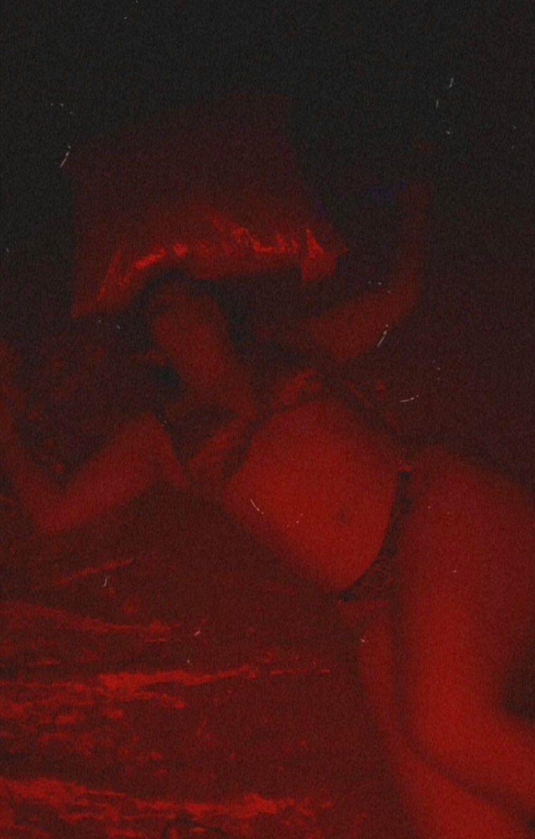 LOVINGgirl69 cover image