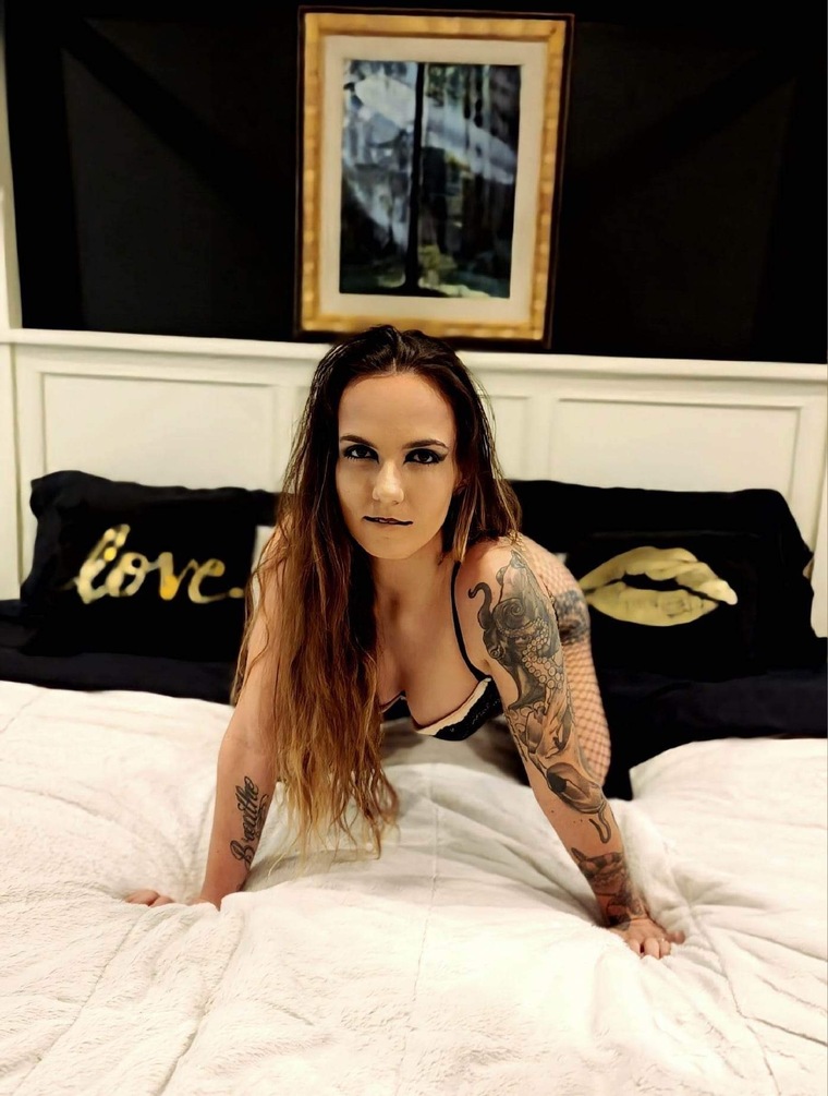 Riley Grey cover image