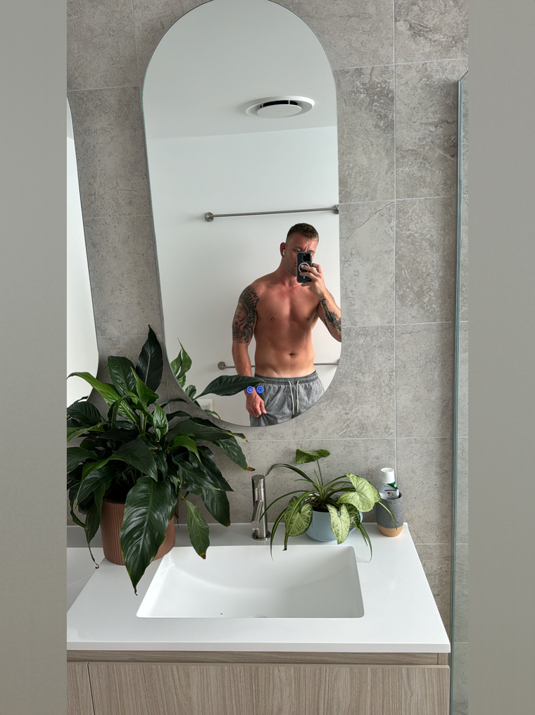 Lucas Jones cover image