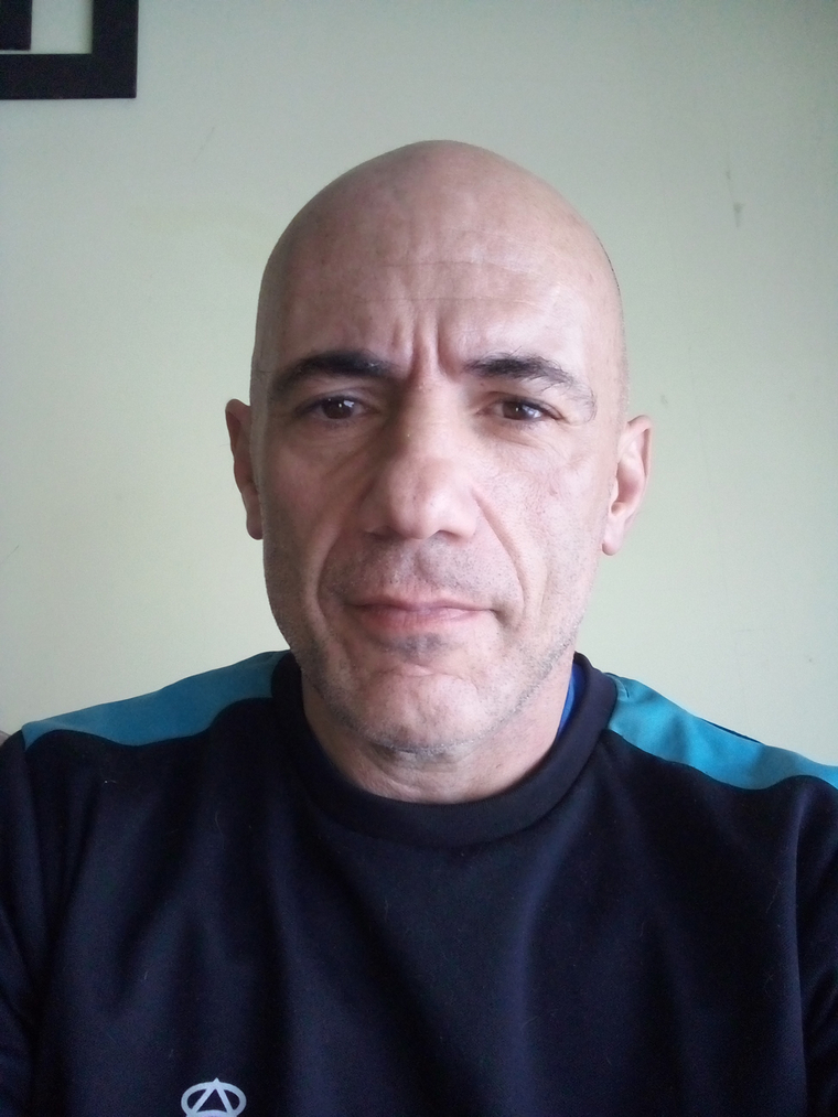 @luchosins banner image