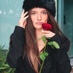 Lucienne Vale avatar