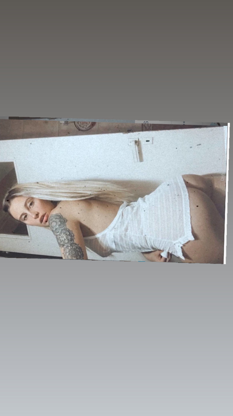 LUCILA 🍭 banner image