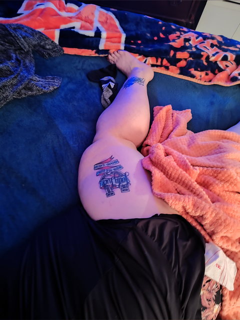 Lucylovexxxooo cover image