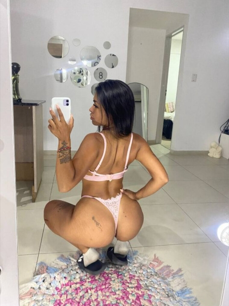 Lucy π Big Ass Brunette ππ banner image
