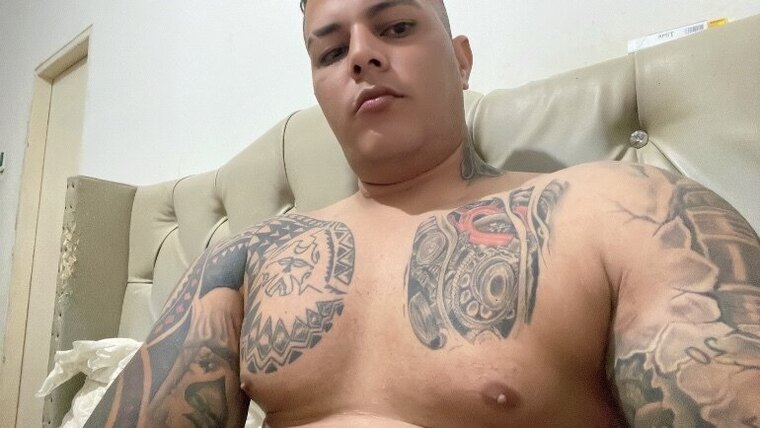Luis Martinzz Latín Boy 🔥 cover image