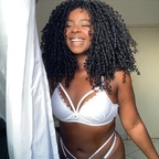 Luiza Semeaoo avatar