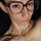 Lula May avatar