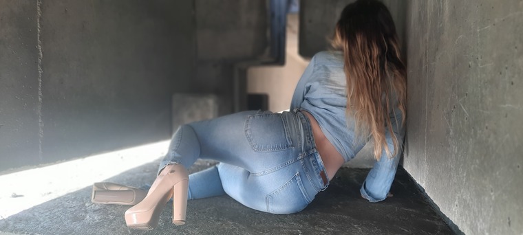 Luli Love cover image