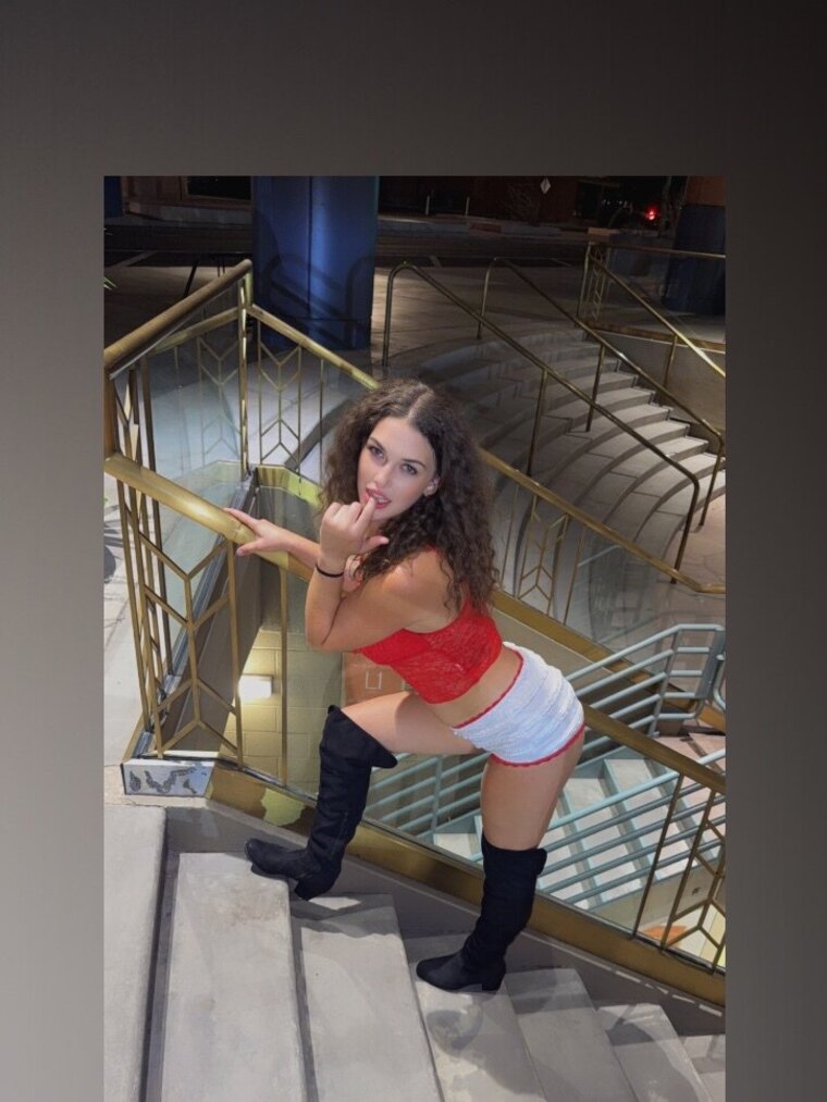 lul mama banner image