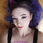 Luna Flowers avatar