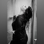 LunaLovely96 avatar