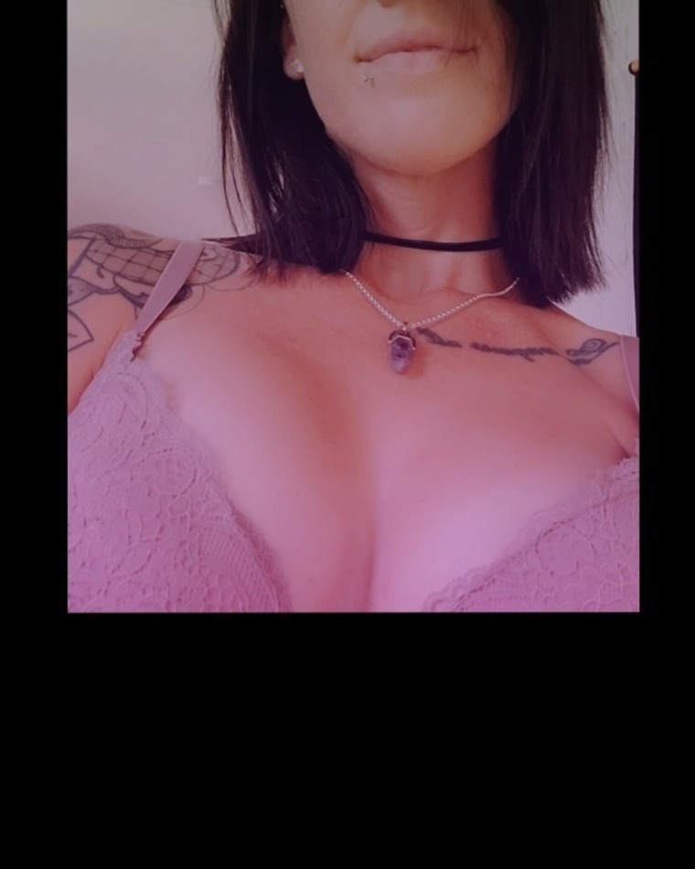 Luna Rose 🌹 cover image