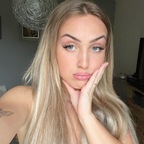 Luna Davis avatar