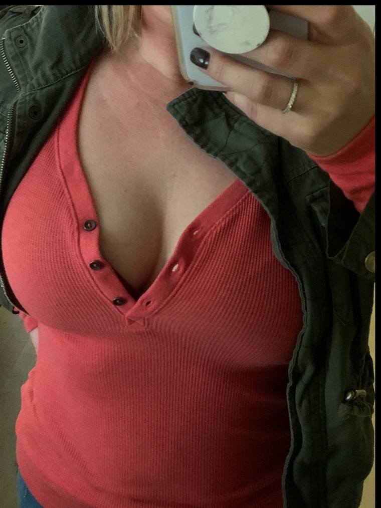 Lusty Lexi banner image