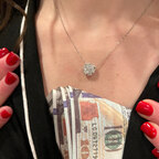 LuxeLovers avatar