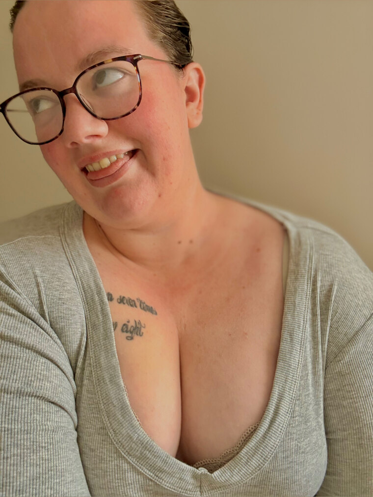 Luxxbabe27 cover image