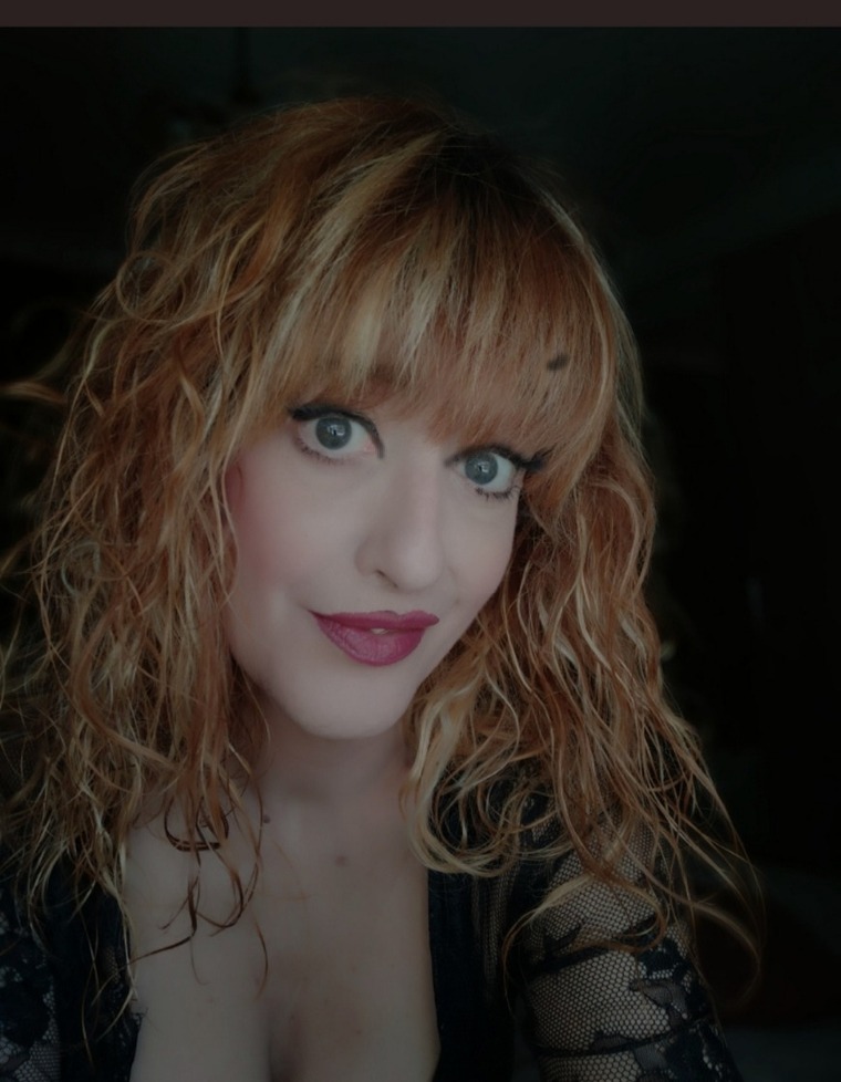 Lydia_milf cover image