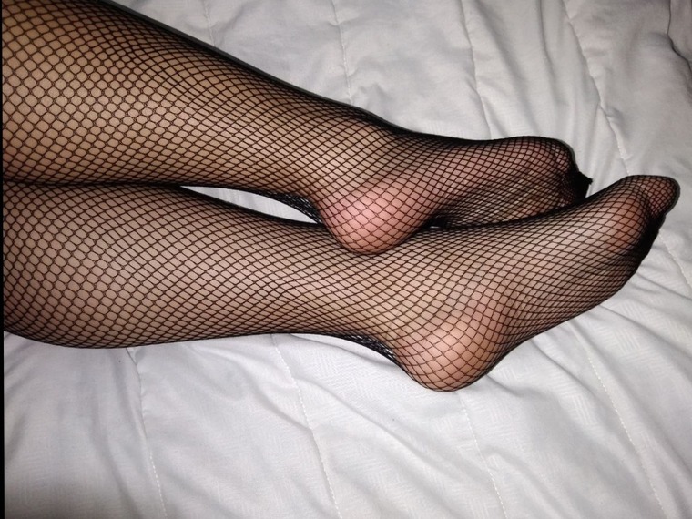 Lydia Feet banner image