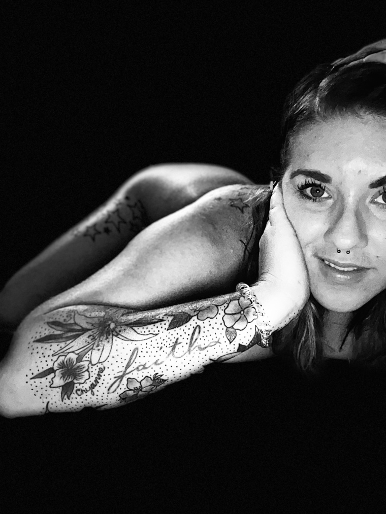 Lynzie Clark cover image