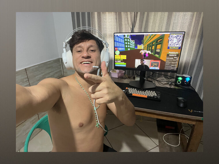 🇧🇷 Macaco Nerd 🇧🇷 🙊✊✊💦 cover image