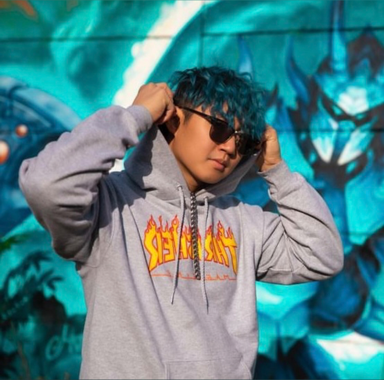 Yellowkng banner image