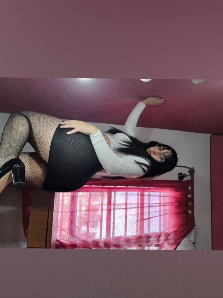 PRINCESS👸🏻🍑 cover image