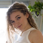 madi ruve portrait