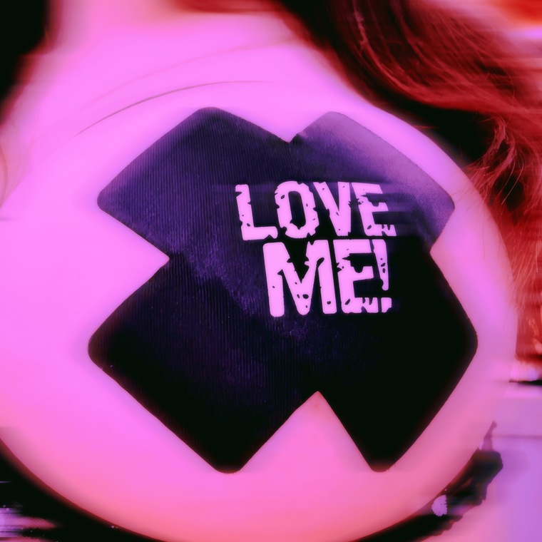 Mae Favee cover image