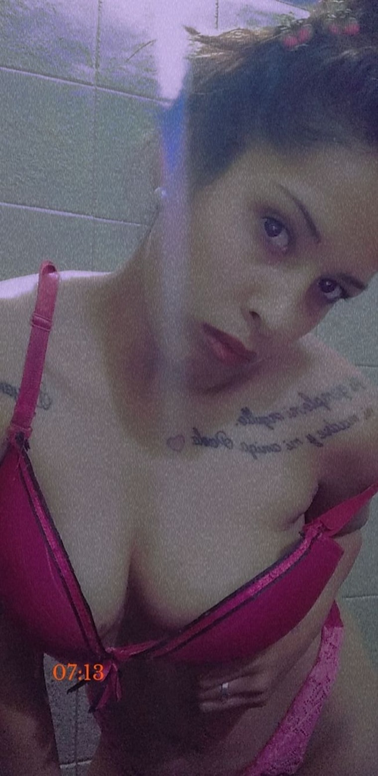 Talk to me, baby💋🥵 cover image