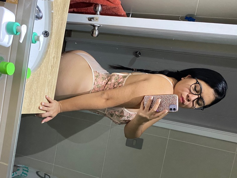 MaiLinda cover image