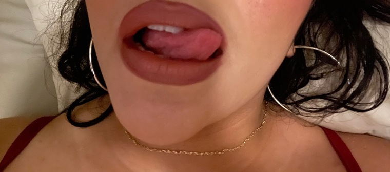 Marianne 💋 cover image