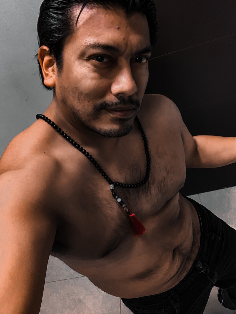 My feet👣my body🔥🇲🇽 banner image