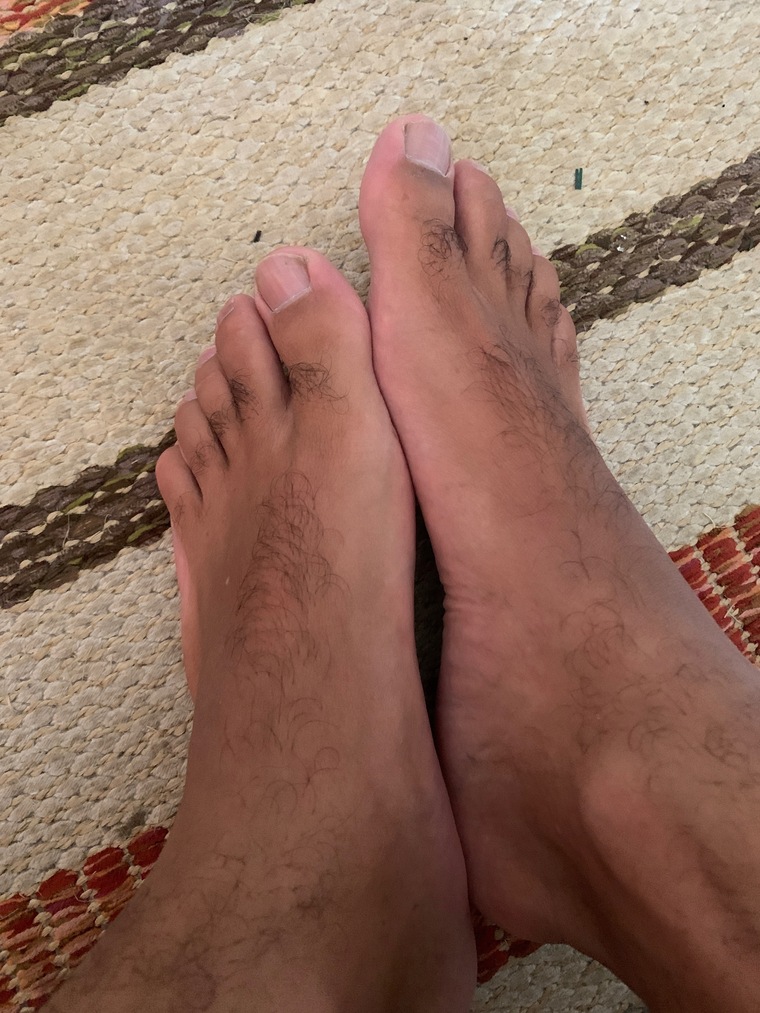 Man Feet 1984 banner image