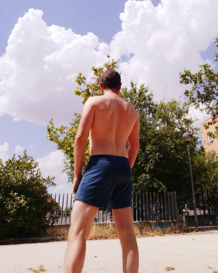 Manu 🍆🍆 cover image