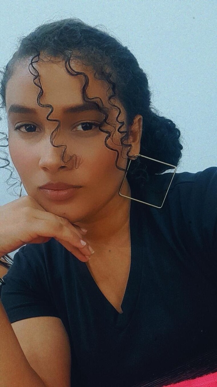 Maria Bermúdez cover image