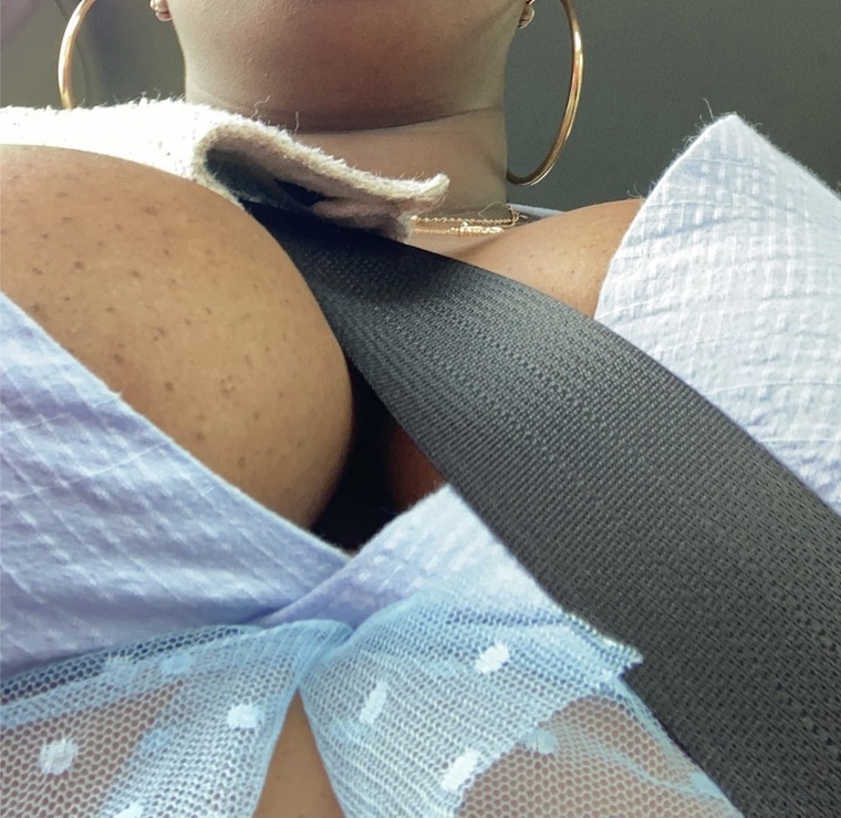 Maria LaRoux π banner image