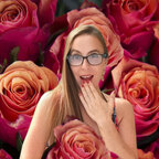 María MORE THAN Sex avatar