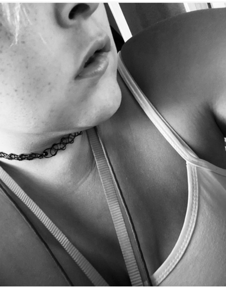 HOTCURVYHOT cover image