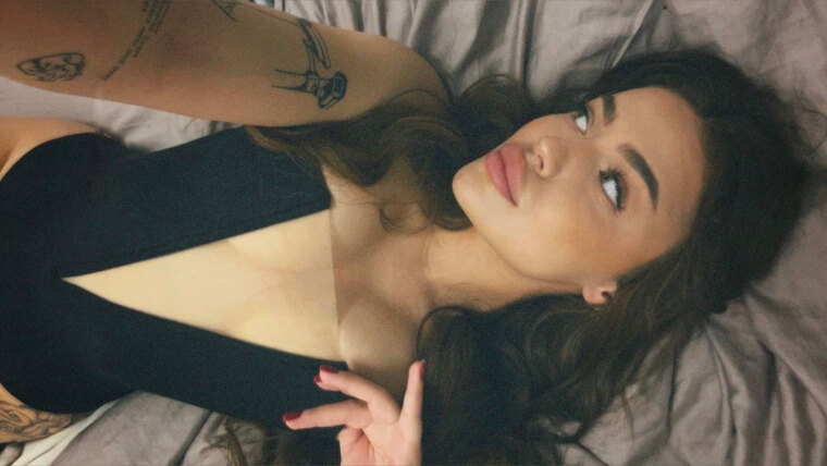 Marika Rosa 🌙 cover image