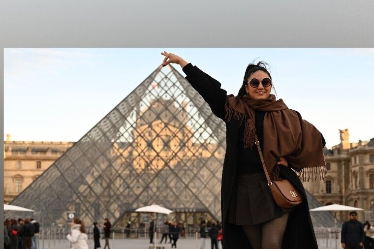 Marina Evelin banner image