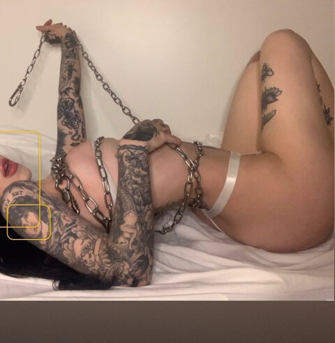 RISS🥀 cover image